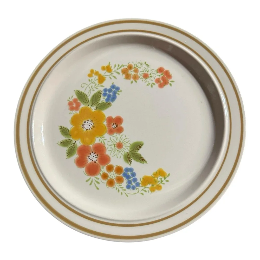 1970s Sweet Flowers Collection Stoneware Made in Japan - Ceramic Plate 10.5